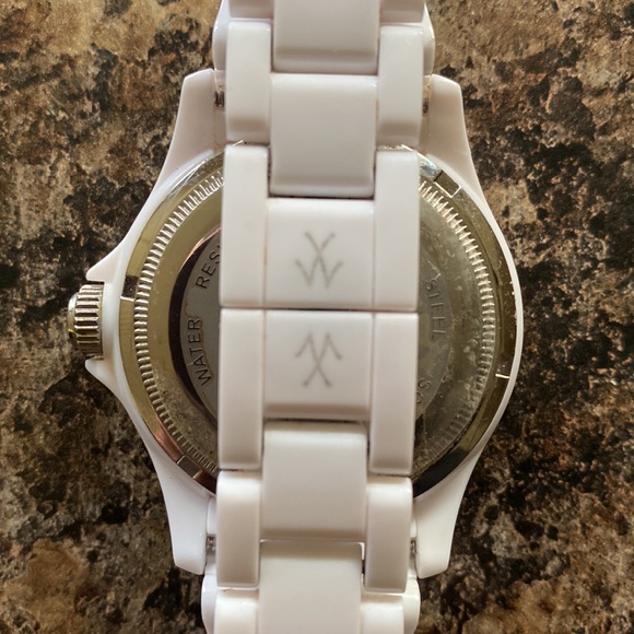 ToyWatch White and Silver watch - Picture 3 of 4